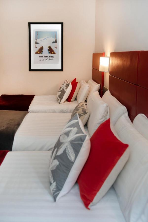 Hotel Palarine Erts Quarto foto